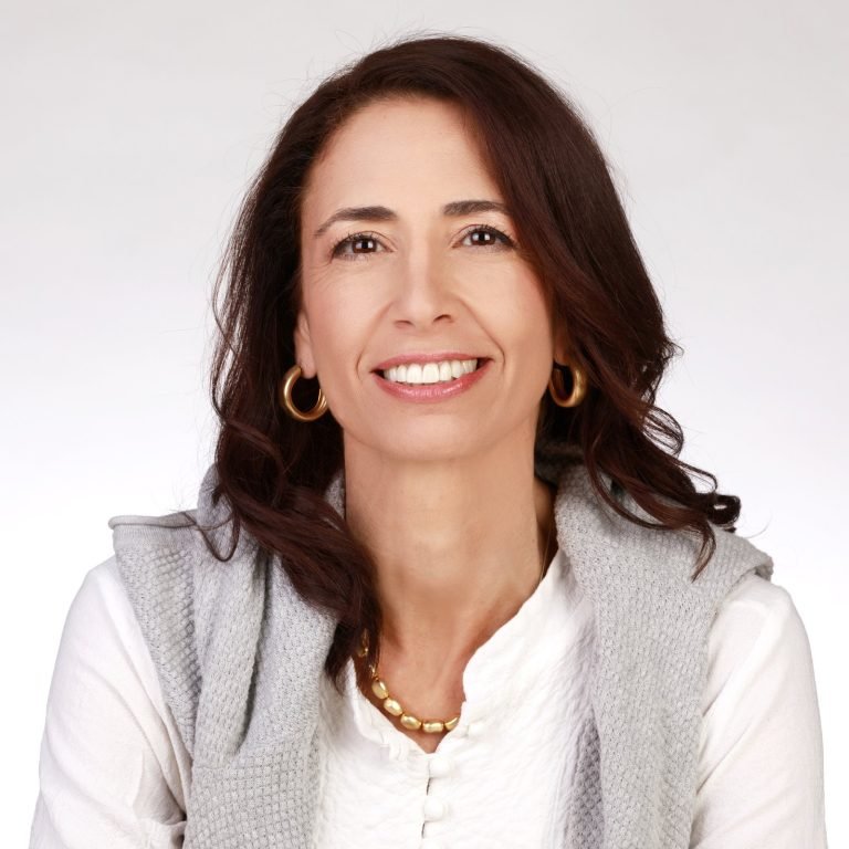 עו"ד קרן בצר