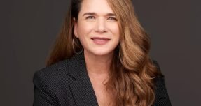 אדריכלית העיר החדשה של כפר סבא מרים אלחדד