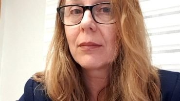 "נאלצתי להגן על פרטיותי": מהנדסת העיר כפר סבא במרכז סערה לאחר הצבת מצלמה במשרדה